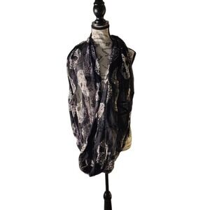 Skull & Pearl Print Infinity Scarf | Size OS